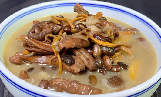 豬小肚煲黑豆的功效與作用是什么，有什么功效作用與好處？